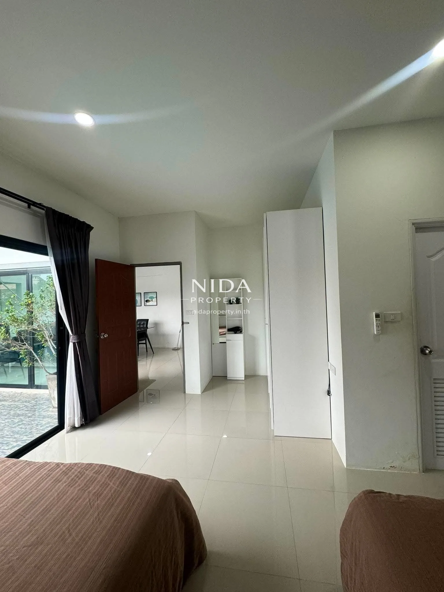 บ้านพร้อมสระส่วนตัวสไตล์โมเดิร์น ซอย 102 - 4