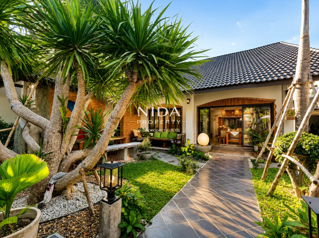 Modern-Bali Villa (Hin-lek fai)