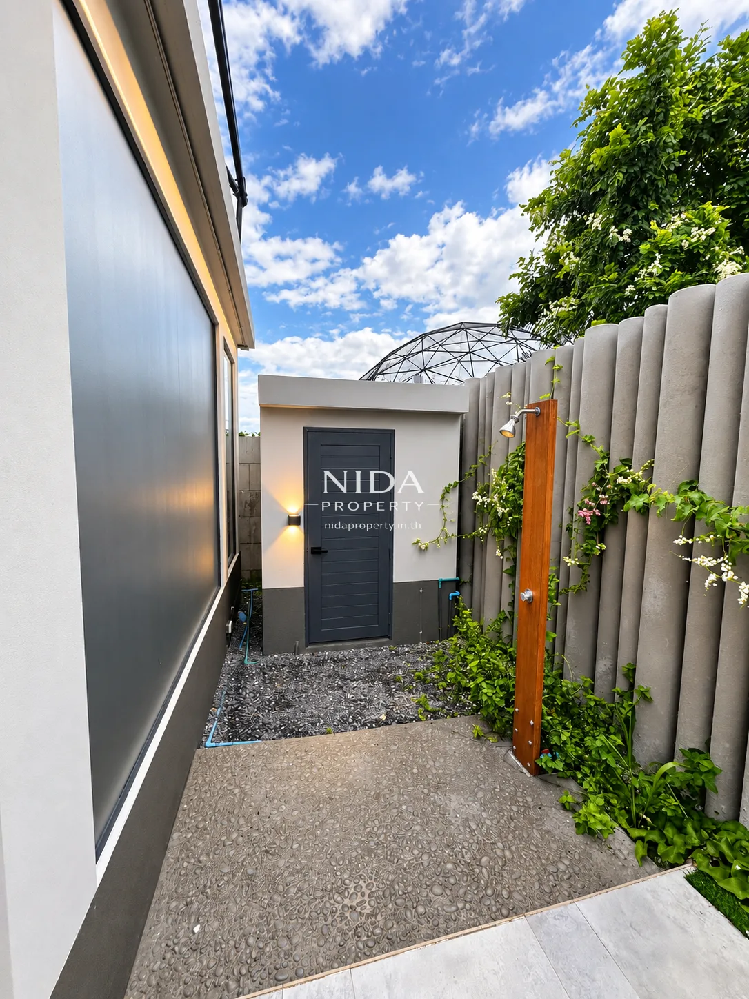 Outdoor shower