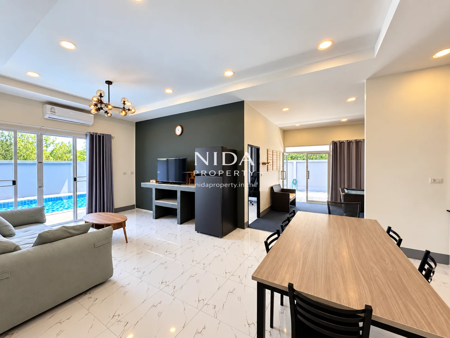 Modern Loft 5-Bedroom Private Pool Villa for Rent - 11