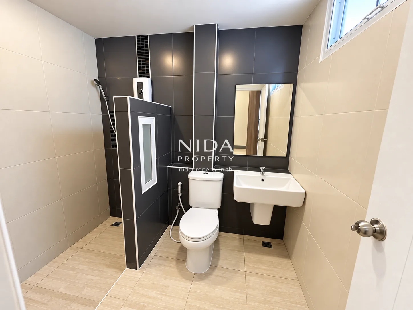 Modern Loft 5-Bedroom Private Pool Villa for Rent - 23