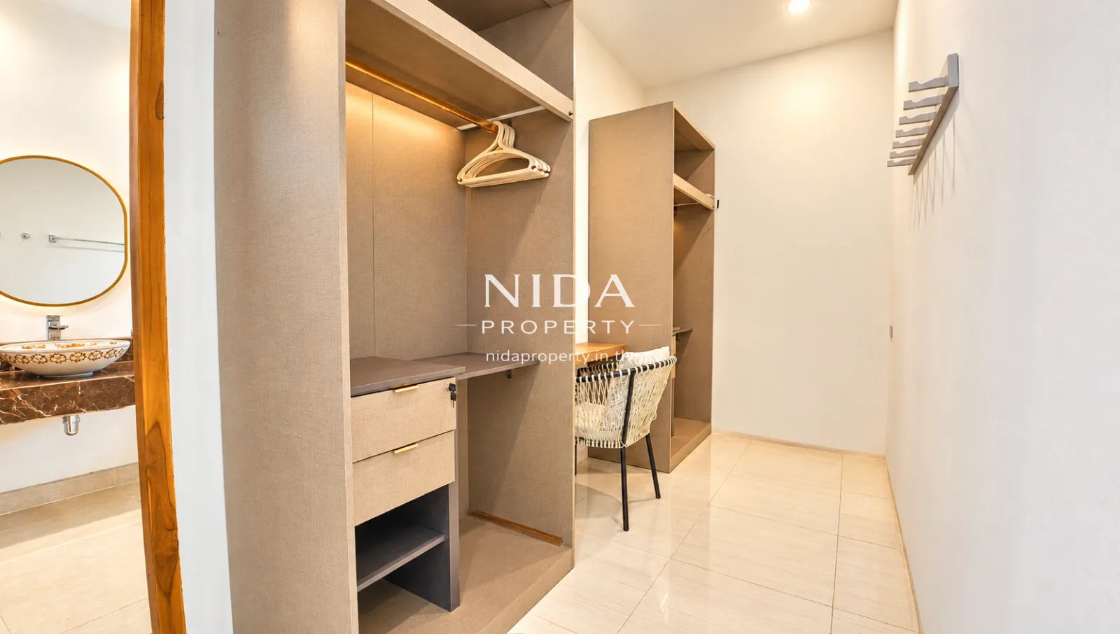 Modern-Bali Villa (Kao-Tao) - 13