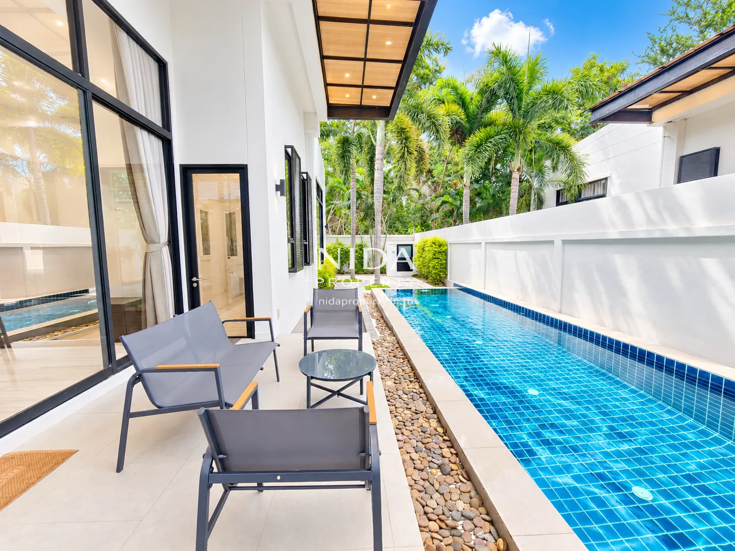 Villa soi 114